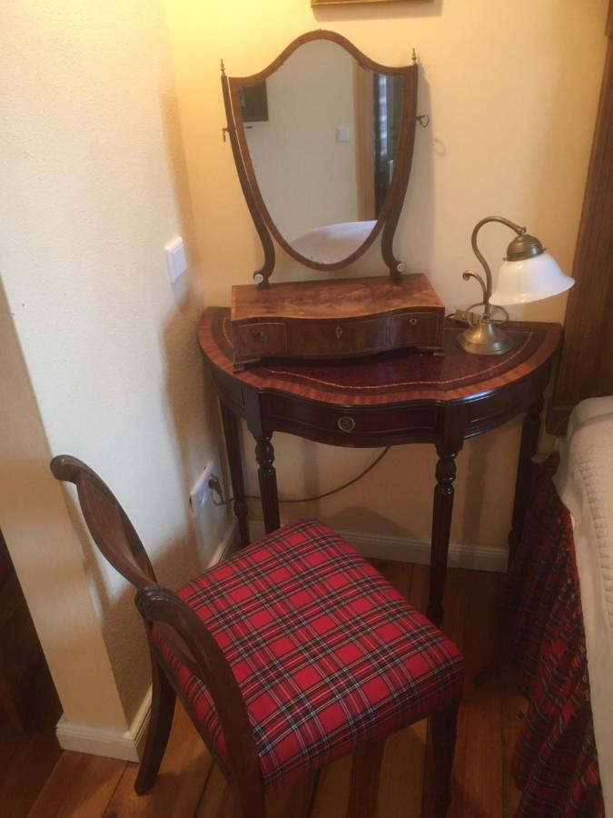 B&B Fiddler'S Inn ノイルピーン エクステリア 写真