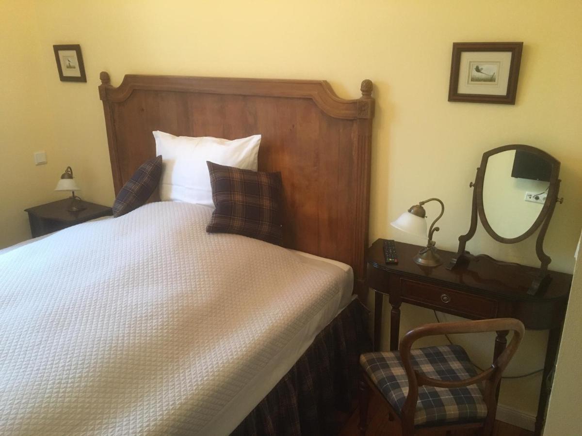 B&B Fiddler'S Inn ノイルピーン エクステリア 写真