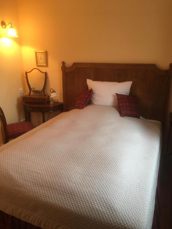 B&B Fiddler'S Inn ノイルピーン エクステリア 写真